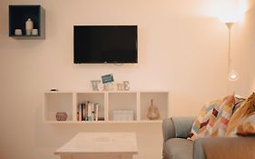 Triana, Cozy Y Con Una Ubicacion Ideal